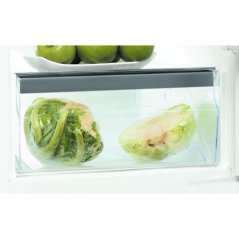 Vestavná kombinovaná chladnička Whirlpool ART 98101